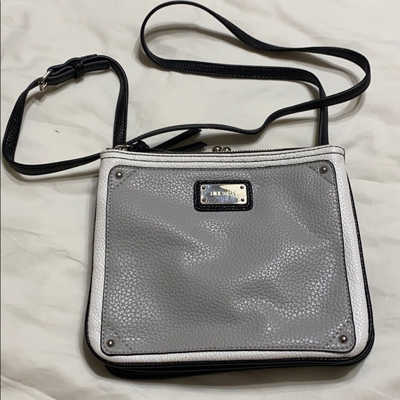 nine west gray purse